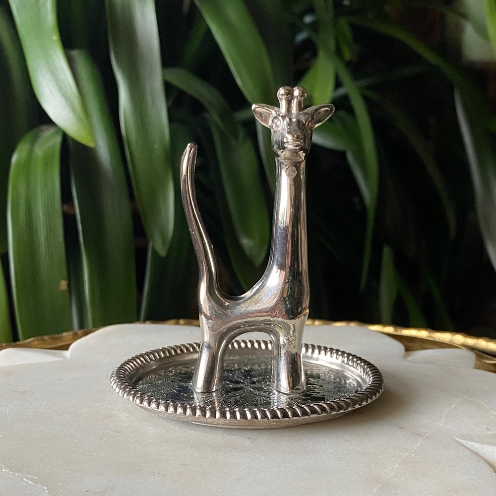 Vintage Silver Plated Giraffe Ring Holder - Animal Figurine - Decorative Accent